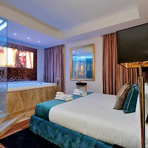  Apartment Spanish Gold Edition